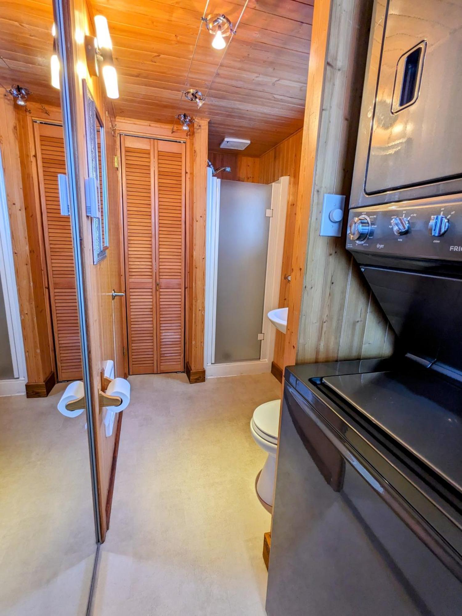 Chalet La Caille Villa L'Anse-Saint-Jean Ngoại thất bức ảnh